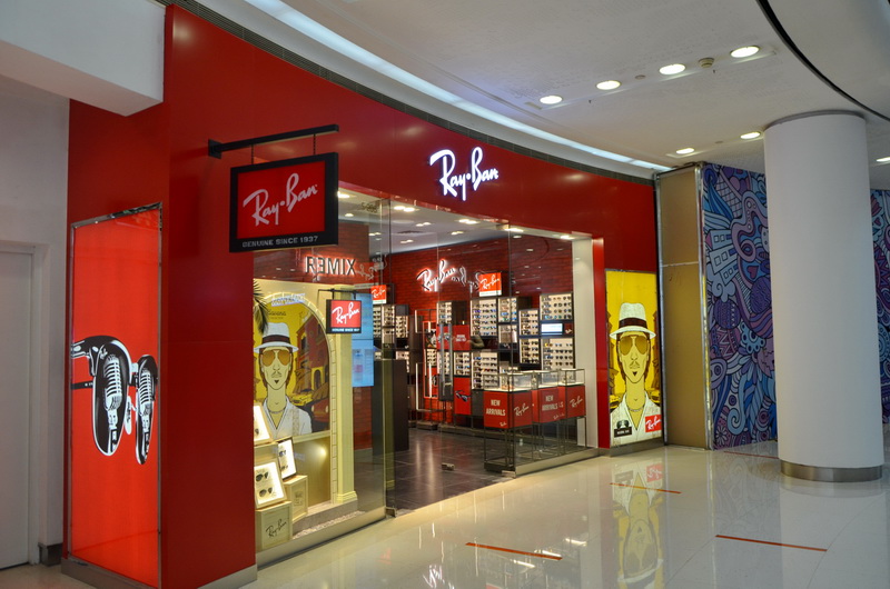 Ray?Ban 宏伊国际广场店——庄闲和游戏 CIS 商用安装系统的经典应用