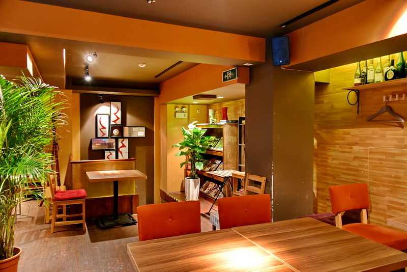 上海 Inno Dining 餐厅——庄闲和游戏CIS商用安装系统为日式创意料理店锦上添花