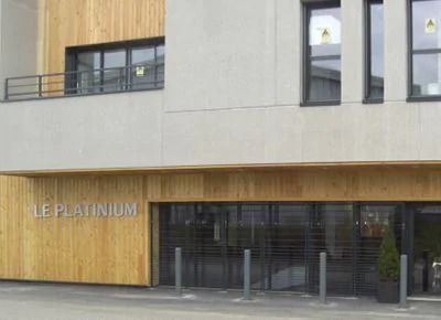 庄闲和游戏CIS音箱为Le Platinium保龄球馆助力